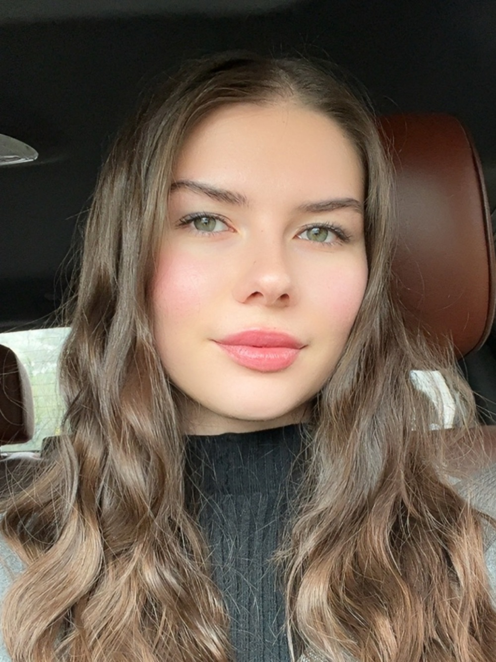 Meet your Posher, Nadezhda